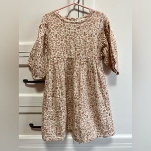 City mouse- quarter sleeve- birdie/flower twirling dress. Size 7y